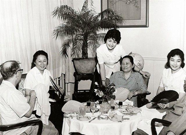 隋永清：宋庆龄晚年溺爱的养女，曾经开门一推，让宋庆龄摔倒在地