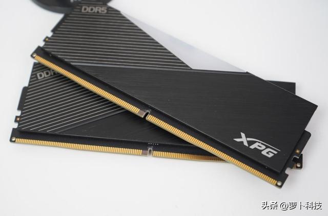 绝地求生辅助6000 XPG龙耀 DDR5-6000内存评测：搭配高性能平台正合适