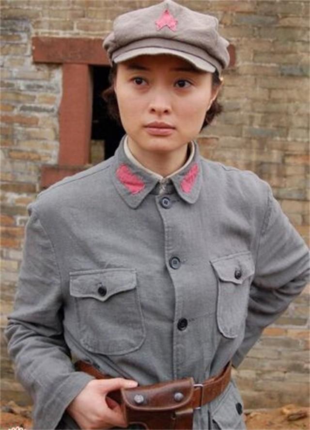 贺子珍赴北京见毛主席被拦，毛主席得知后叮嘱陈毅：妥善安排好她