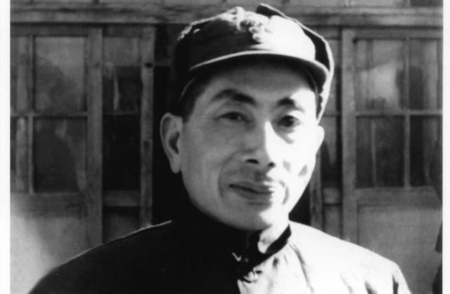 1956年，毛主席让姚喆去看望贺子珍，21年前还让他保护自己的安全