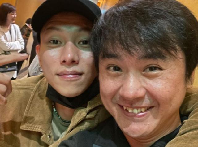 摄影师黄柏雄救助理双双坠亡，剧组全面停工，死亡细节曝光引众怒