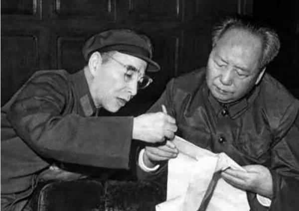叶剑英推荐杨成武担任总参谋长，毛主席问林彪，林彪：添上一个字