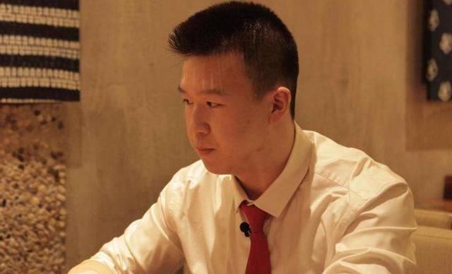 英如镝：我爸是英达，我哥是巴图，我在拥有父爱的环境中成长