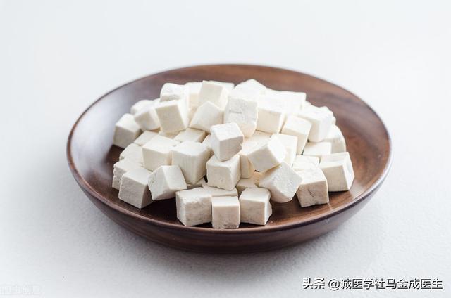 慢性咽炎？嗓子总有异物感，3味中药煮水，利咽，行气，化痰