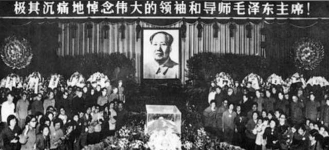 毛主席托人邀李连成回中南海过年，见面后主席：你是不是把我忘了