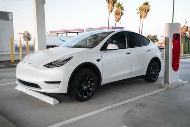 11月新能源车型销量出炉，MINIEV稳坐第一，比亚迪上榜最多