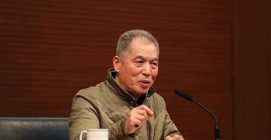 父母都是文盲的梁晓声，是如何在68岁写出了《人世间》