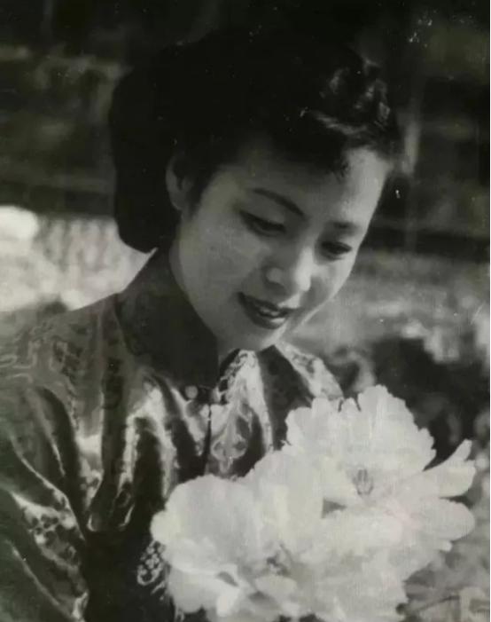 83年前妻陈碧莲想要复合，郑洞国婉拒：我的工资，还不够她花10天