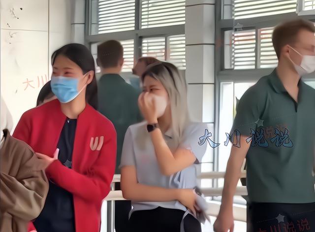 上海疫情都在努力，唯你华东师大不争气：还给留学生开party