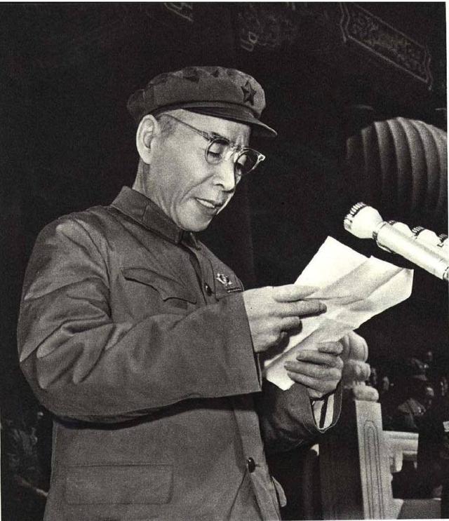 1949年叶剑英请吃饭，傅作义多喝了几杯，对林彪讲出自己的真心话