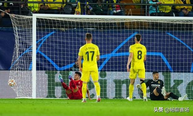 2-1逆转！利物浦感谢日本球星，498天完成复仇，英超冠军末轮诞生