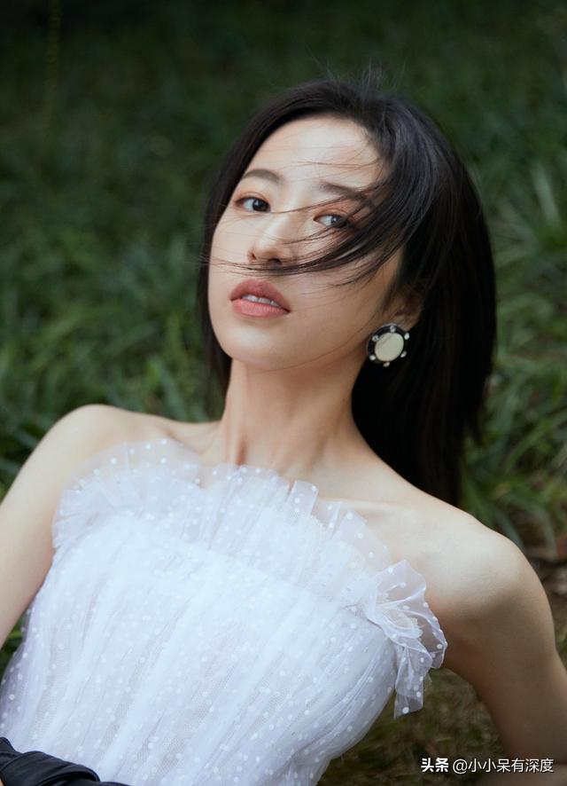 周雨彤为什么叫媛媛?