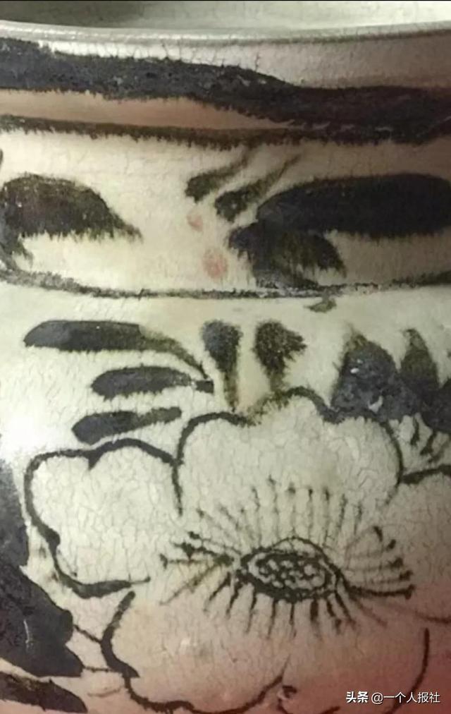 瓷上有诗画，笔墨有润散的宋元磁州窑