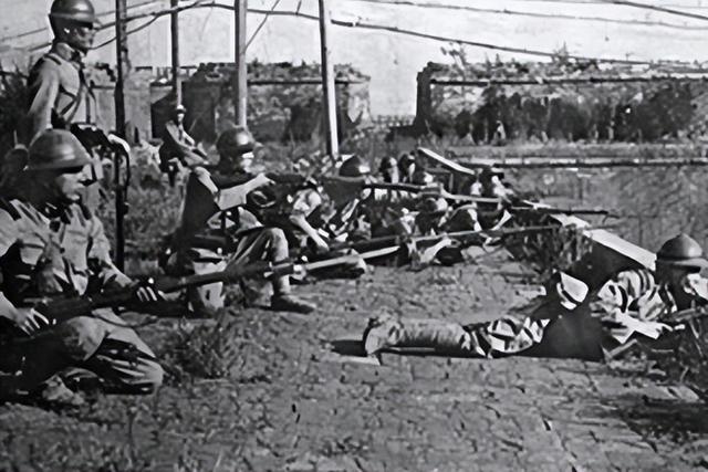 1956年，东北老汉放牛时发现日军宝藏，日本人得知后要求立马归还