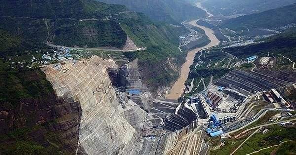 三峡“钉子户”张秉爱：全村搬迁就她不走，她有何苦衷？