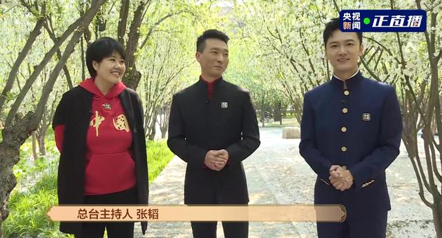 准备充分，张韬直播表现出色，康辉称赞其有才华有颜值