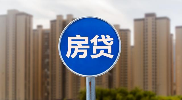 郑州通报新增33个病例活动轨迹/金水管城惠济中牟郑东登封部分区域实行分类管理/郑州11个县市区核酸检测
