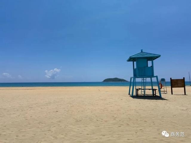 結婚四周年，我們帶女兒穿越回婚禮那一天…