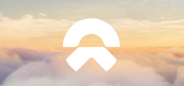 小米、华为同台投资蔚来电池，两大佬撑腰，官网PPT设计也够格