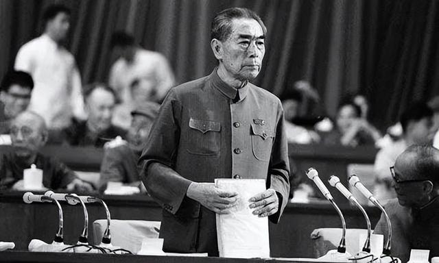 周恩来去世，主席两度落泪却截然不同，一次无声，一次嚎啕大哭