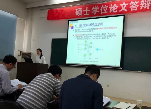 天津一41岁菜贩，历时14年八战考研成功上岸，发展前景却不容乐观