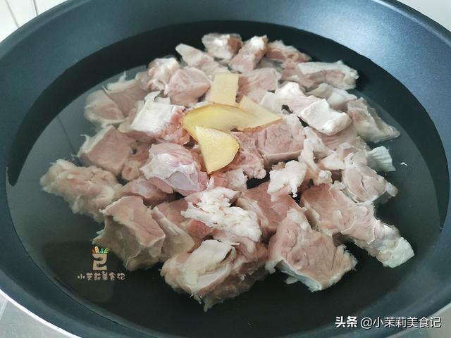 立夏后，阳气易损耗，建议多吃“3红3白1黑”，升阳驱寒轻松度夏