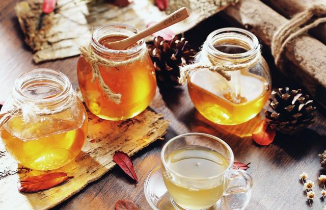 早上起床后要喝水，第一杯水怎么喝？