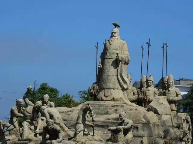 秦始皇一生建造6个世界级工程，2000年后的今天，仍有4个屹立不倒