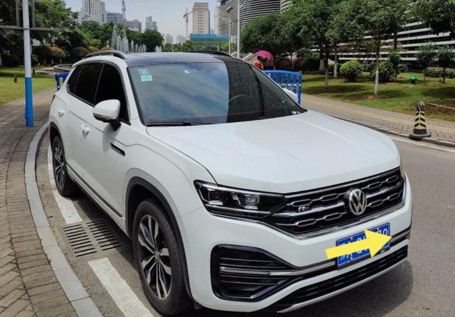 開大衆好車探嶽跟朋友去看美麗的風景