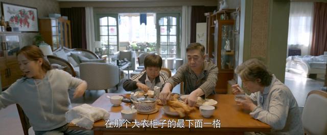 收视第一，没想到，保守19年的海清，会以这种形式，打出一副王炸