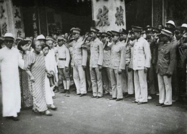1972年，何香凝临终前恳求不烧遗体，周恩来含泪应允：不烧，不烧