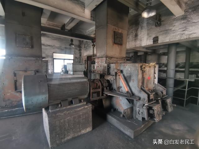 破碎机plc接线图