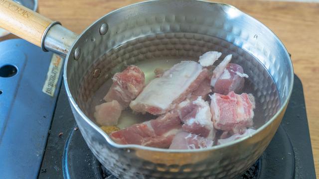 阳春三月，养肝“黄金期”，10食物要多吃，滋阴养肝，越吃越年轻