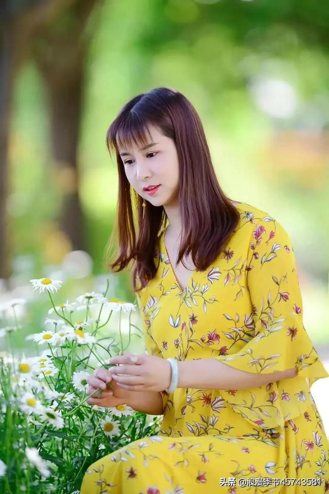 岁月，花香相伴；时光，静守流年！「散文」
