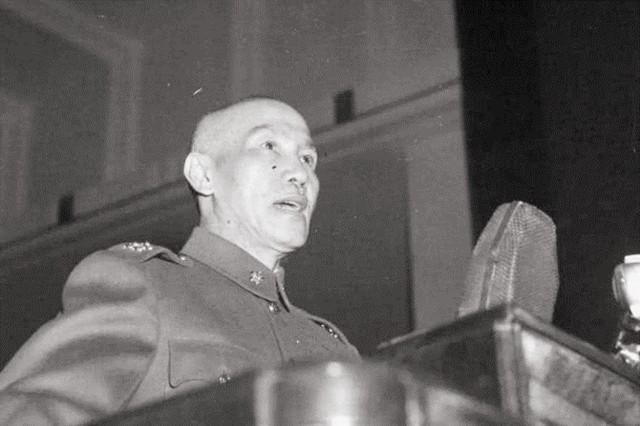 国军“好色将军”活103岁，曾三次死里逃生，生下一子成知名影星