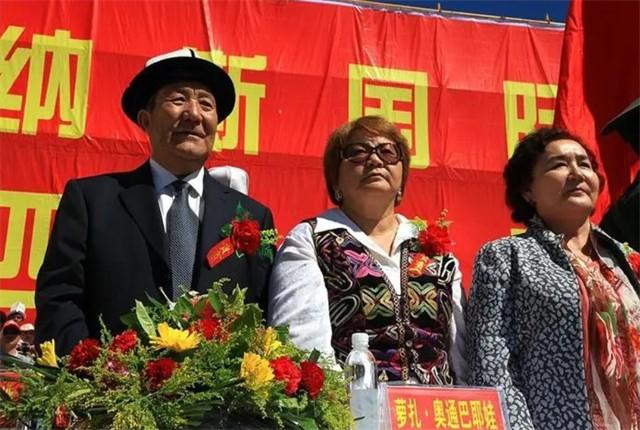 奥通巴耶娃：推翻两任元首的铁娘子，坚持加深与中国的合作