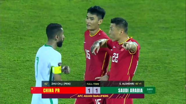 国足1-1沙特背后：逼平不仅靠运气，李霄鹏3次换人喜忧参半