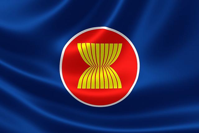 美国东盟峰会，拜登开出条件邀各国与美结盟抗华，洪森已当场表态