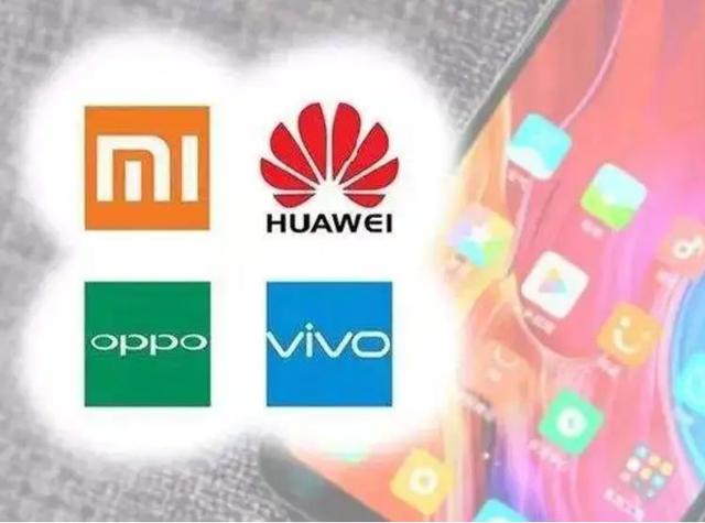 华为空出的高端市场，苹果抢了50%、小米+OV也抢了50%