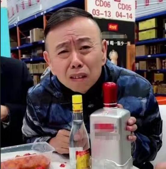 同样是雪天拍段子，冯巩留言区太暖心，潘长江却被嘲讽：别卖惨了