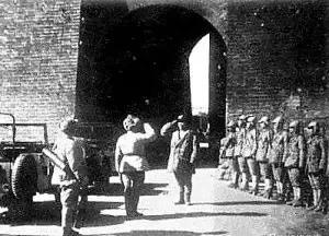 林彪笑入平津：“我不入关还是无敌之将，一入关就成了汉贼曹操”