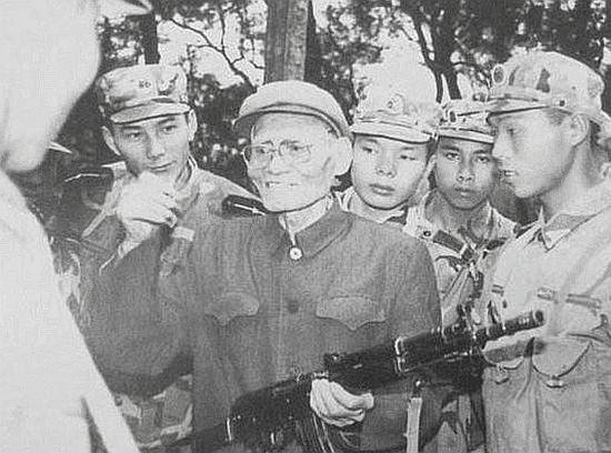 武汉工程大学桂展鹏老师讲座