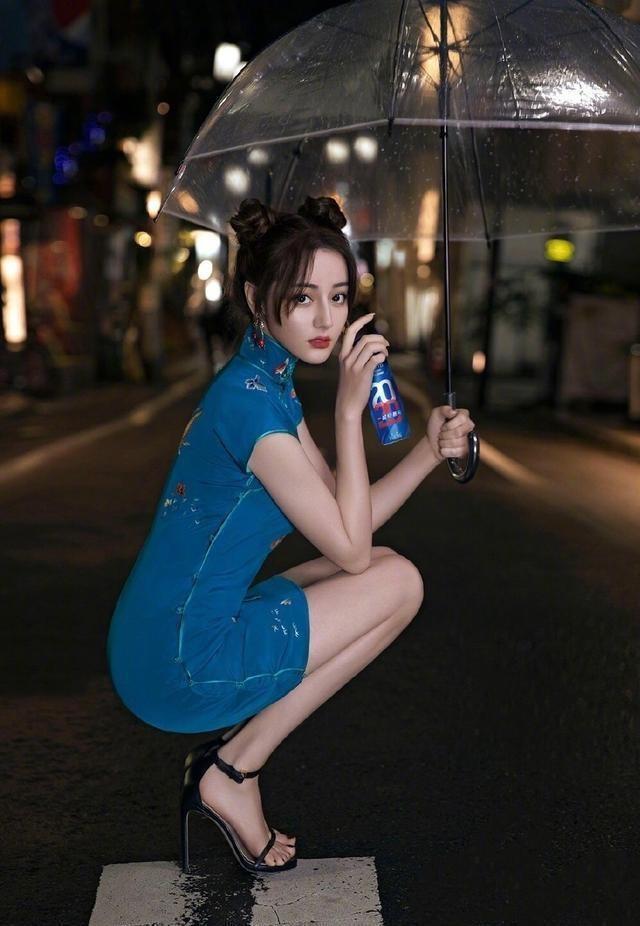 迪丽热巴什么身材(迪丽热巴身材写真)-天晟网