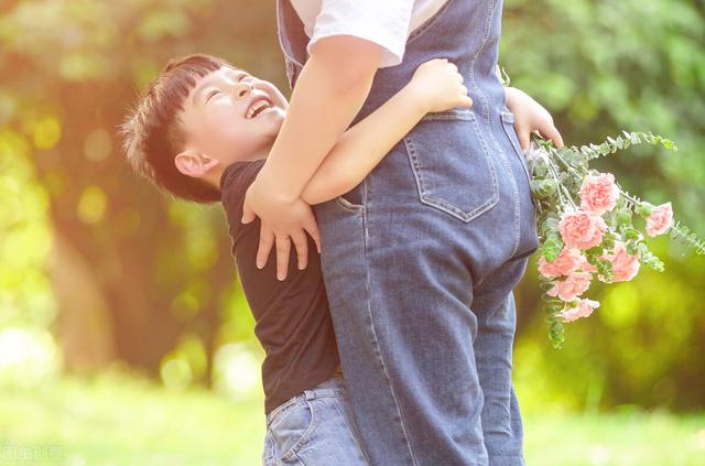 牝鸡司晨打一生肖是什么，牝鸡司晨打一生肖《牝鸡司晨》指什么生肖_