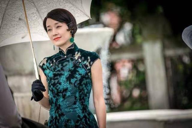 马伊琍：爱情婚姻都有泪，离婚后活成大女主，让文章姚笛后悔