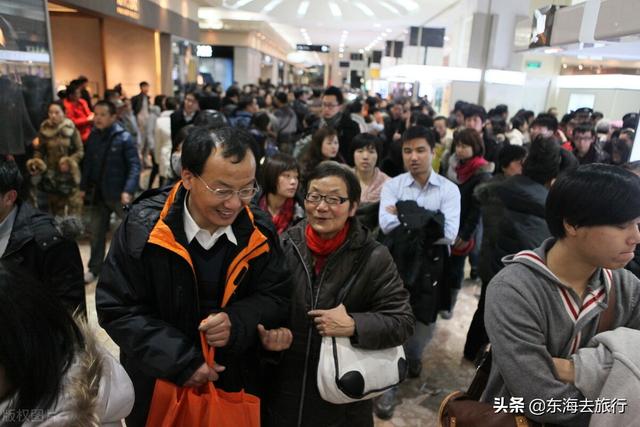 十塊錢低價遊套路之一，九塊錢一罐的駱駝奶粉，居然賣三百塊一罐