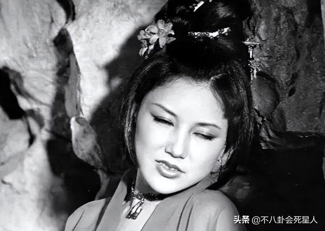 八位女星“成名”。美女背后，有人终身不婚，有人跳楼自杀。
(图58)