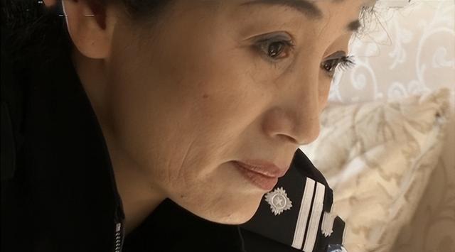 11年吉林母子家中遇害，吵架大女儿嫌疑重重，警方调查发现不简单