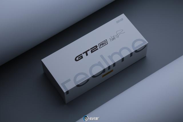 全靠同行衬托，realme真我GT2 Pro评测-第2张图片-9158手机教程网