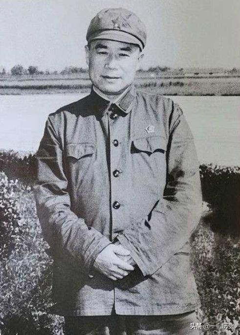 1978年李云龙原型去世，离婚惊动中央，临终遗愿不让前妻参加葬礼